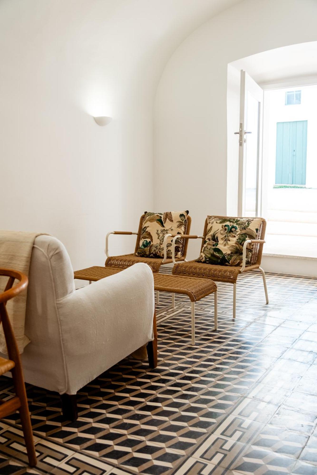 Amada Moura Bed & Breakfast Exterior photo