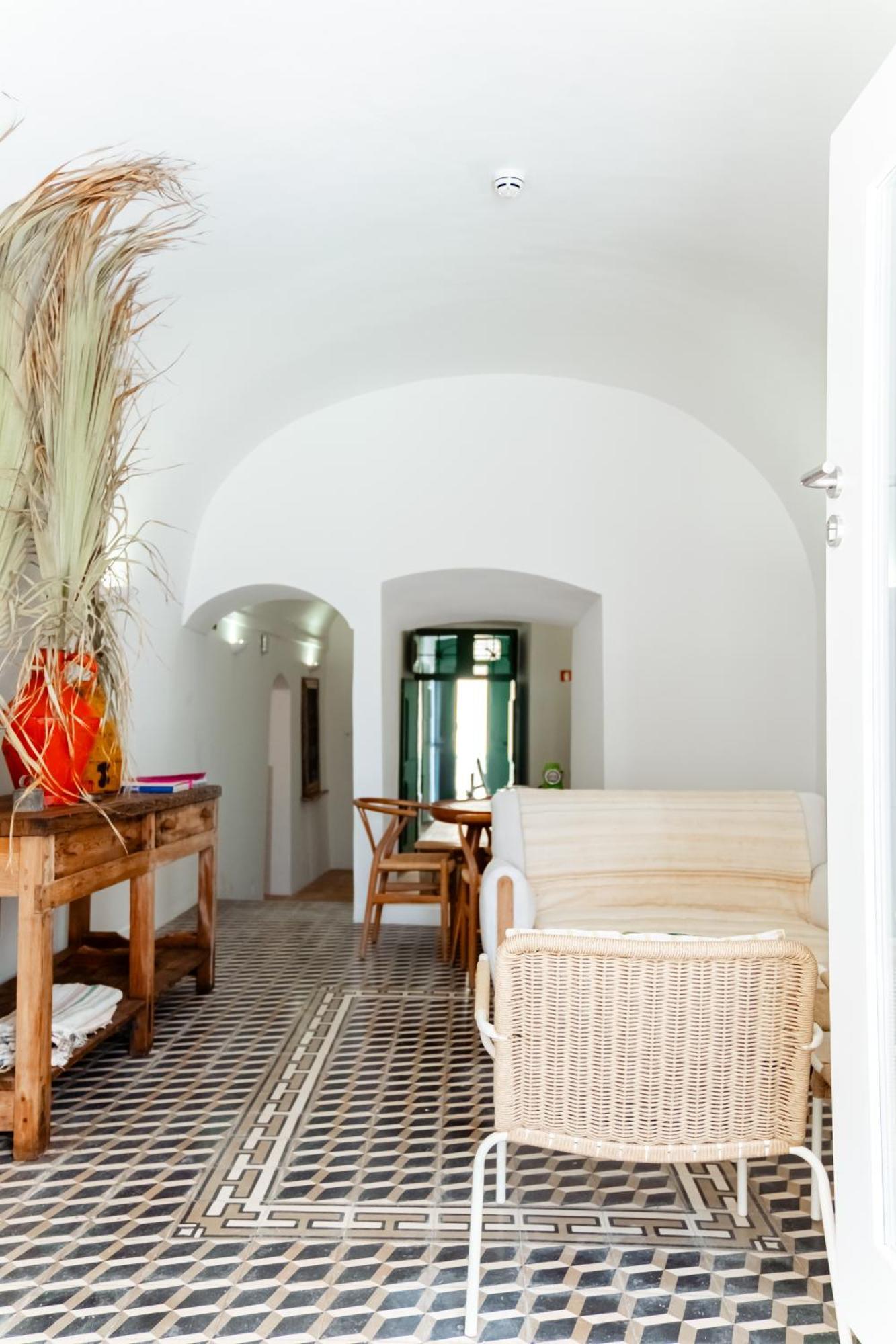 Amada Moura Bed & Breakfast Exterior photo